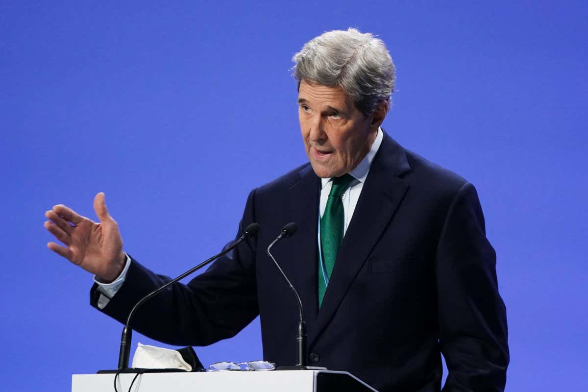 GLASGOW, SCOTLAND - NOVEMBER 05: US special envoy for climate, John Kerry speaks about finance commitments to the global crisis, during a press conference on day six of the Cop 26 Summit at the SEC on November 4, 2021 in Glasgow, United Kingdom. Today COP26 will focus on elevating the voice of young people and demonstrating the critical role of public empowerment and education in climate action. The 2021 climate summit in Glasgow is the 26th