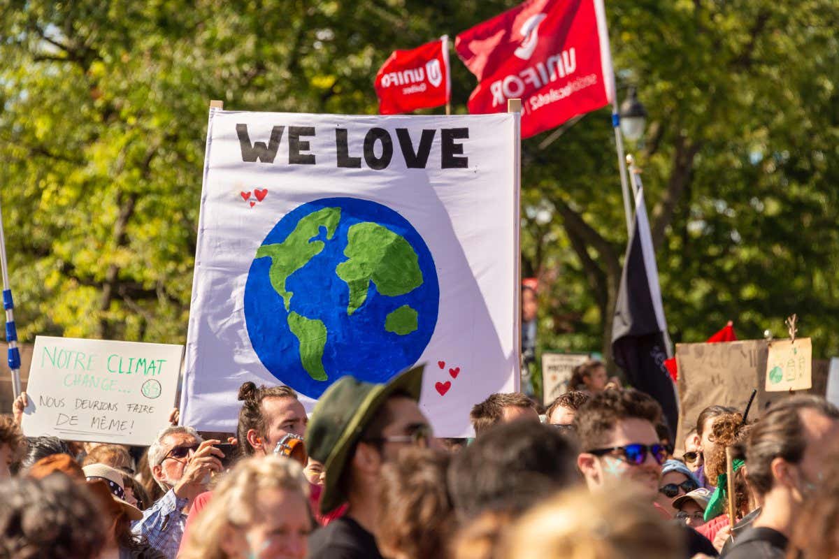 2A2CJ55 Montreal, CA - 27 September 2019: More than 500 000 people take part in the Montreal Climate March.