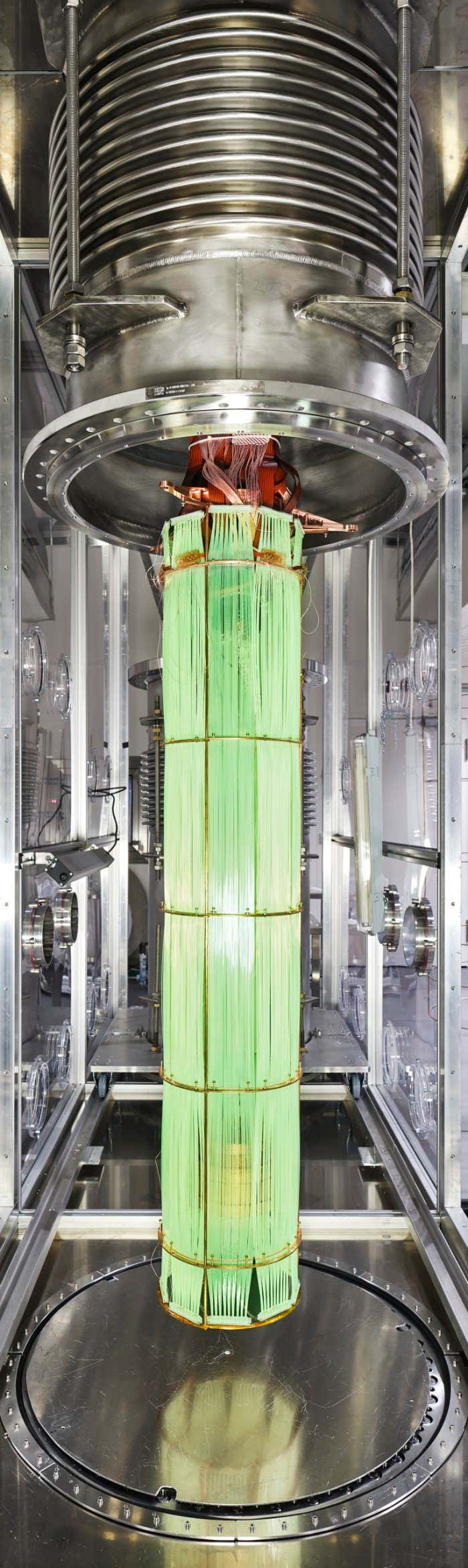 Side view of the inner fiber barrel and the open lock system. It serves to detect the scintillation light from the liquid argon to discriminate neutrinoless double beta decay signal events from background events.