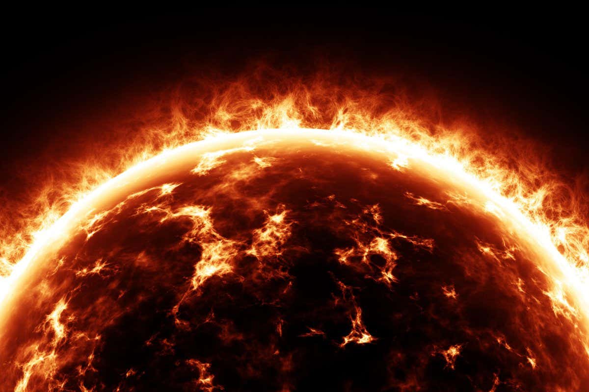 MEK84H Sun fusion energy and Artificial intelligence technology can help physicists predict hazardous solar flares and warning to protect power grids and com