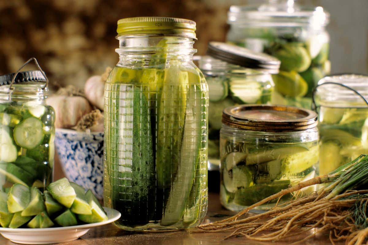 Homemade Cucumber Pickles in Jars