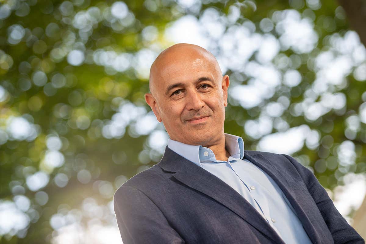 Jim Al-Khalili portrait