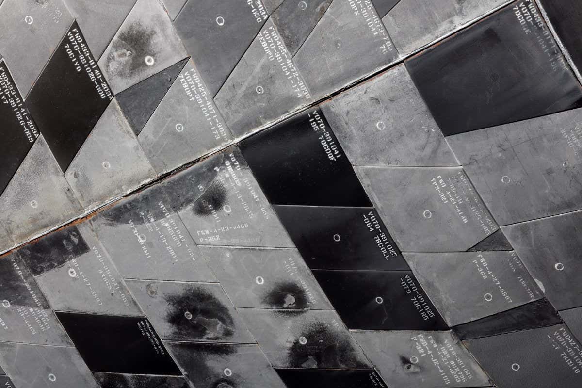 Tile pattern on Space Shuttle Atlantis