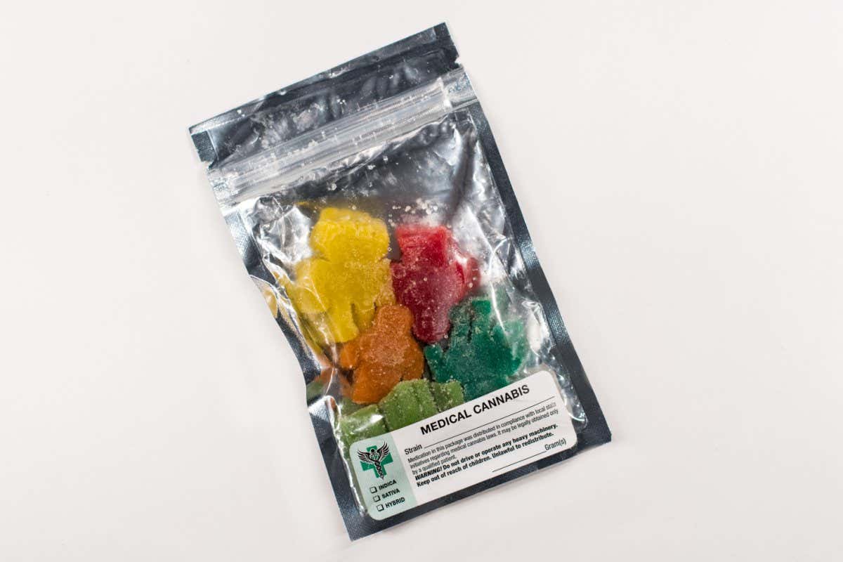 R21NN2 New legal marijuana comes in candy style treats