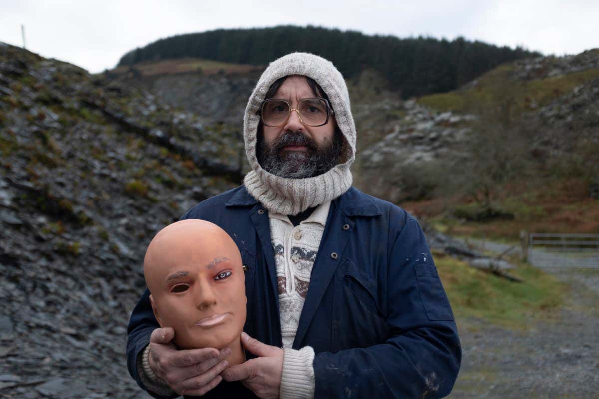 David Earl stars as Brian in director Jim Archer's BRIAN AND CHARLES, a Focus Features release. Courtesy of Will Davie / Focus Features