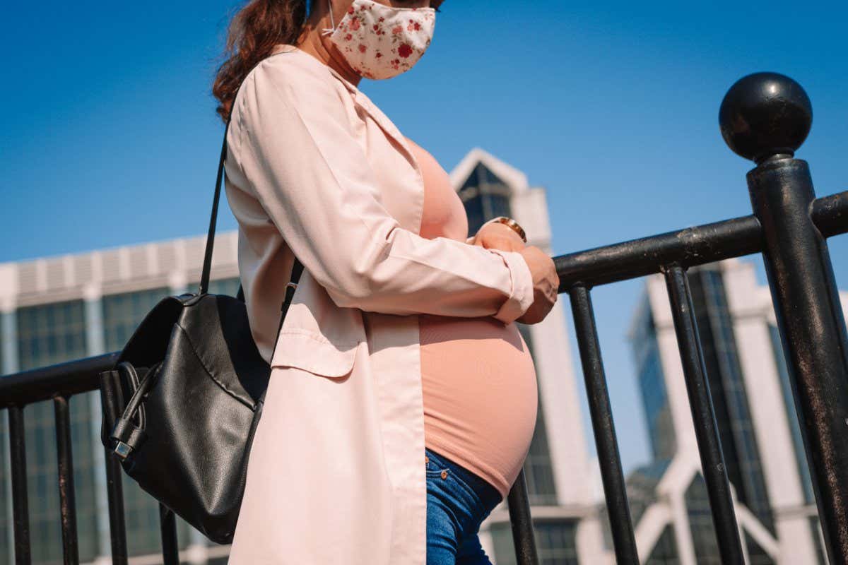 Catching the coronavirus after the 34th week of pregnancy may raise the risk of a premature birth seven-fold