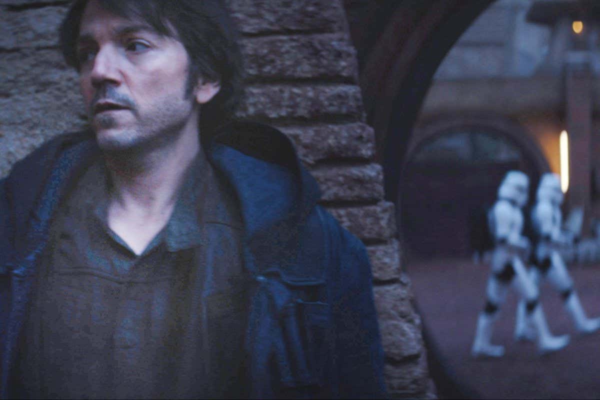 Cassian Andor (Diego Luna) in Lucasfilm's ANDOR