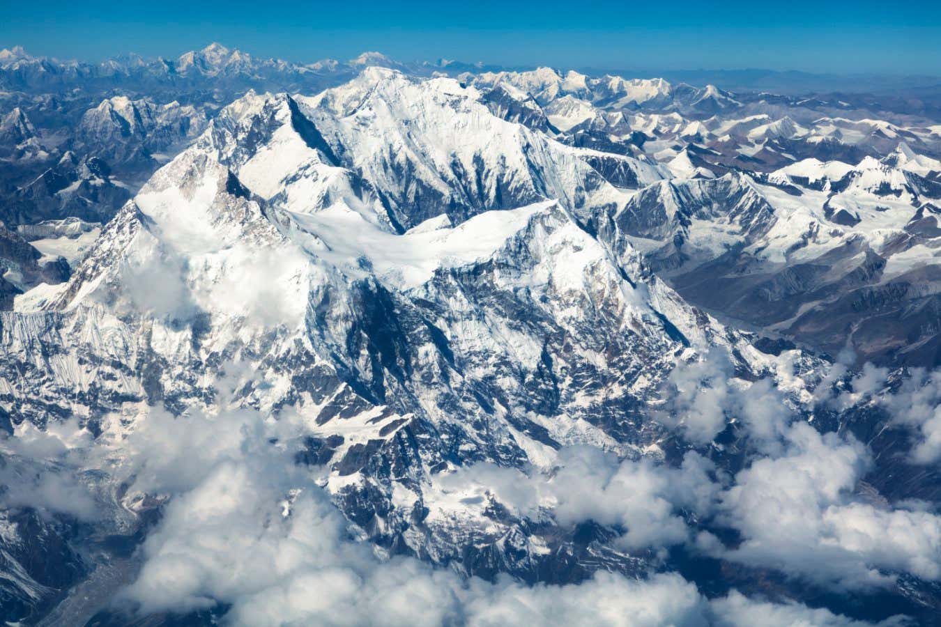 Aerial View of Mount Everest 8,848 m (29,029 ft), Himalaya, Nepal, Asia.