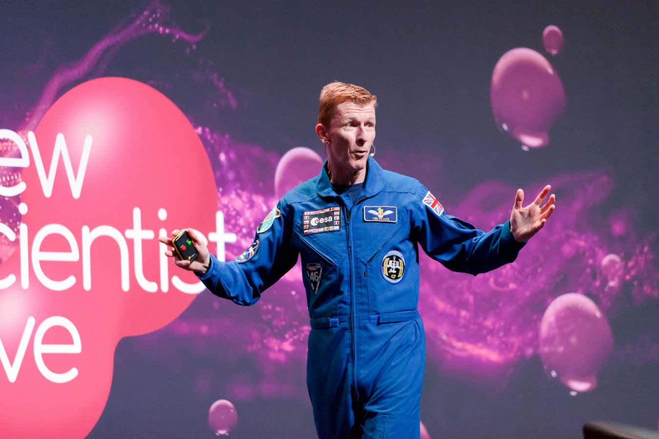 2A4NF3X Astronaut, Tim Peake giving a talk 