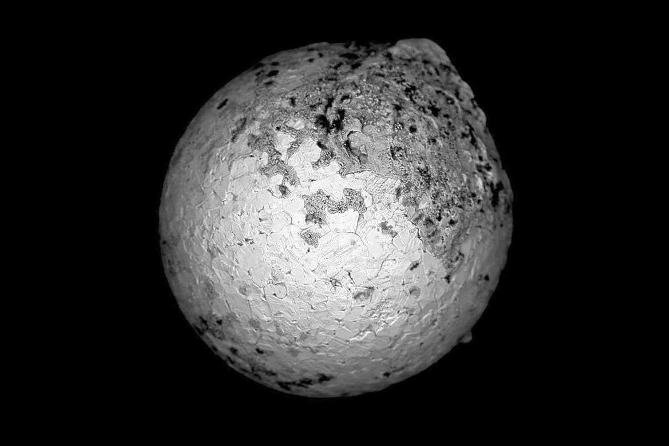 Electron microprobe image of a spherule that may have come from an interstellar object