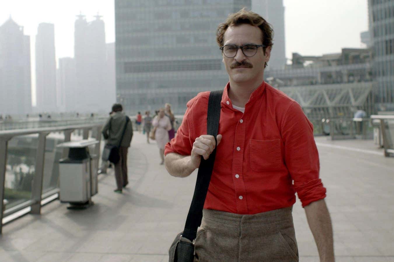 Joaquin Phoenix films AI HER.