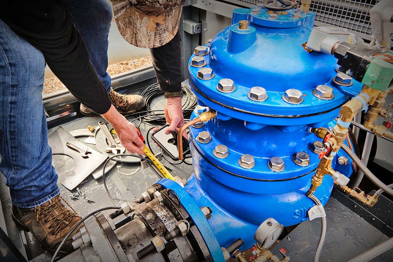 miniature hydroelectric turbine