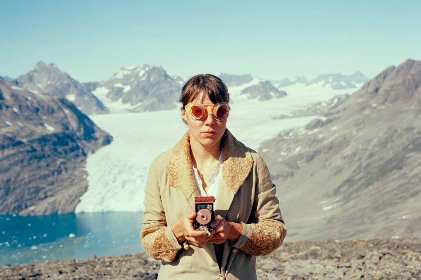 Character_IV_Plate_1_Astrups_Horn